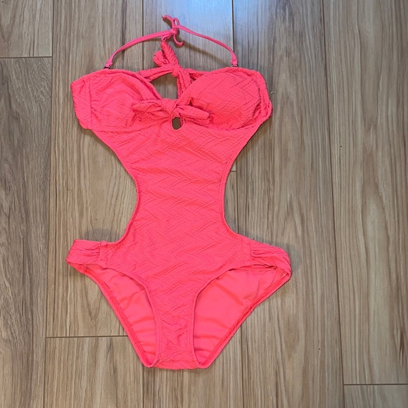 Hot Pink Swimsuit with open back - Picture 1 of 2